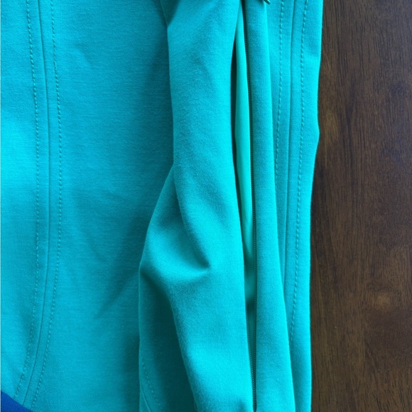 Vineyard Vines Jade Green and Navy Blue Dress, Long Sleeve, A-Line, size 6 - Picture 7 of 10